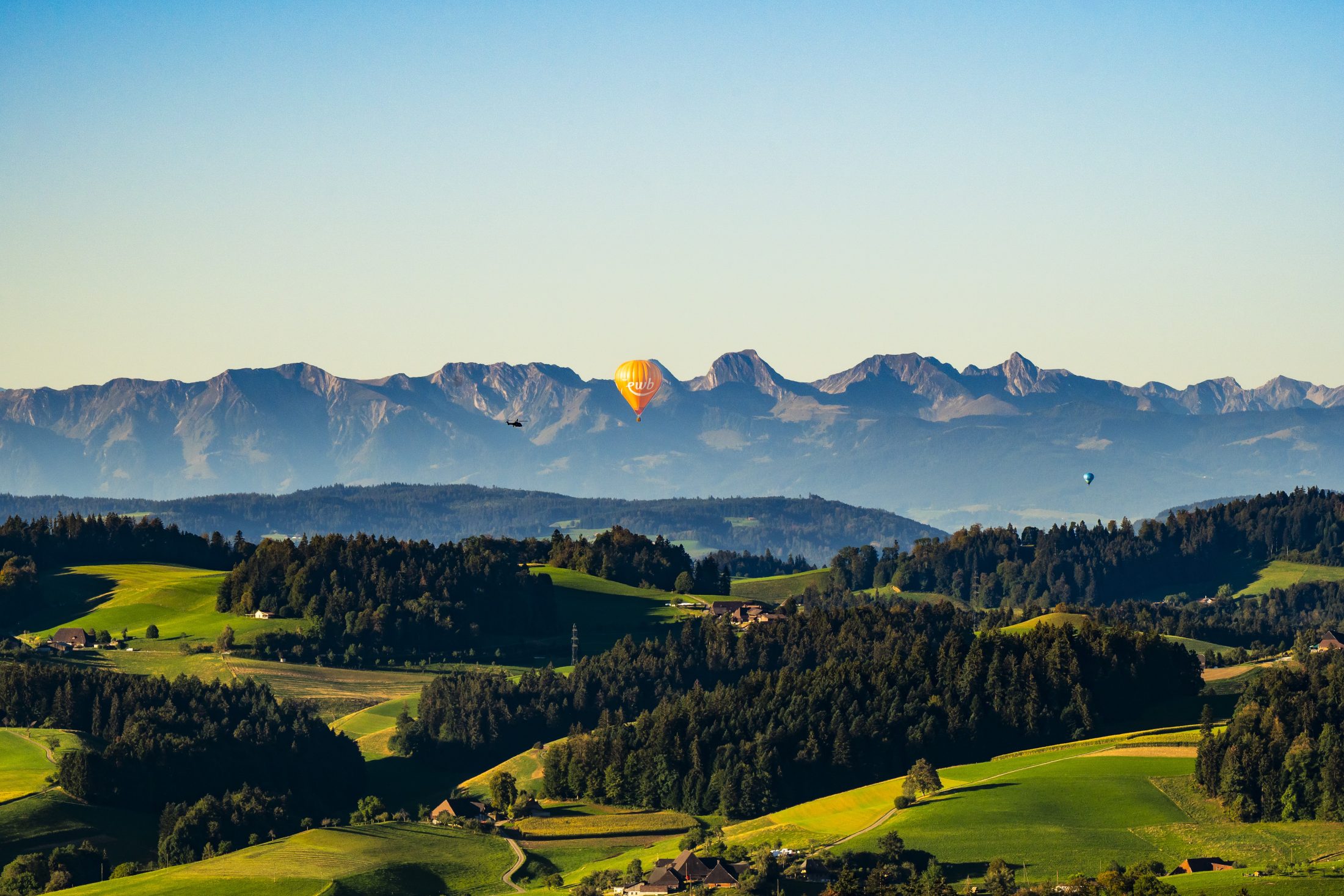 Tiefbohrbär, Betriebsausflug – Ballonfahrt